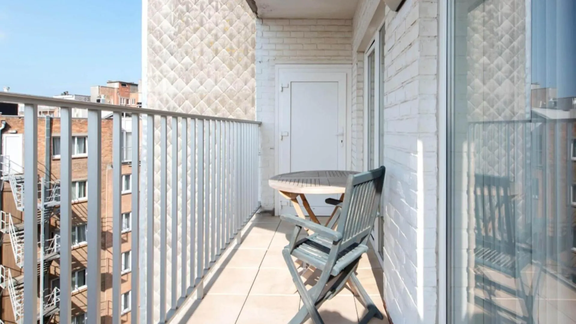 Apartment Appartement Met Zeezicht In Oostende Belgium